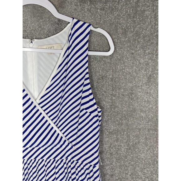 LOFT Sleeveless Lined Striped Crossover V-Neck Dress Womens Size‎ 8 Blue White - Picture 5 of 16